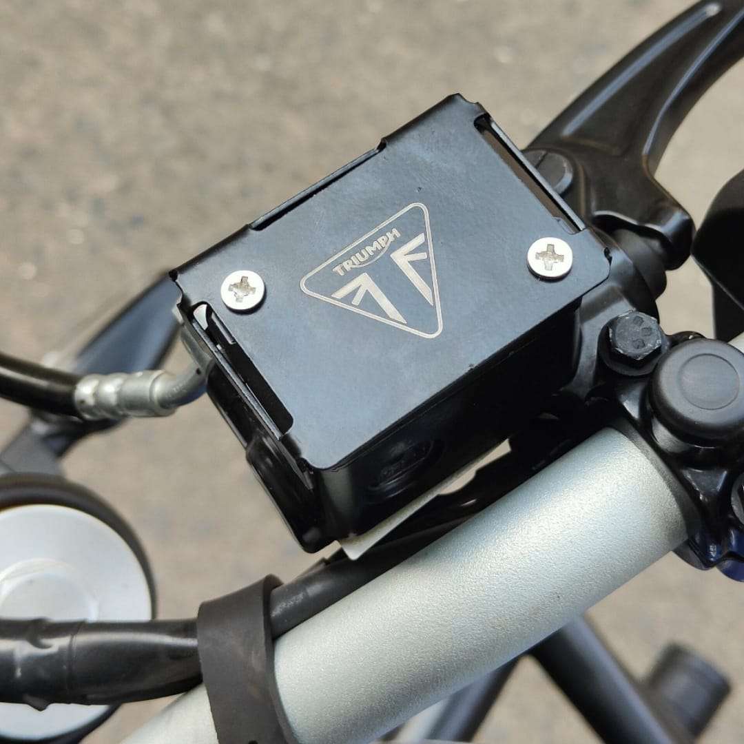 Front Master Cylinder Cap For Triumph Speed 400 (Black) Front Master Cylinder Cap For Triumph Speed 400 (Black)